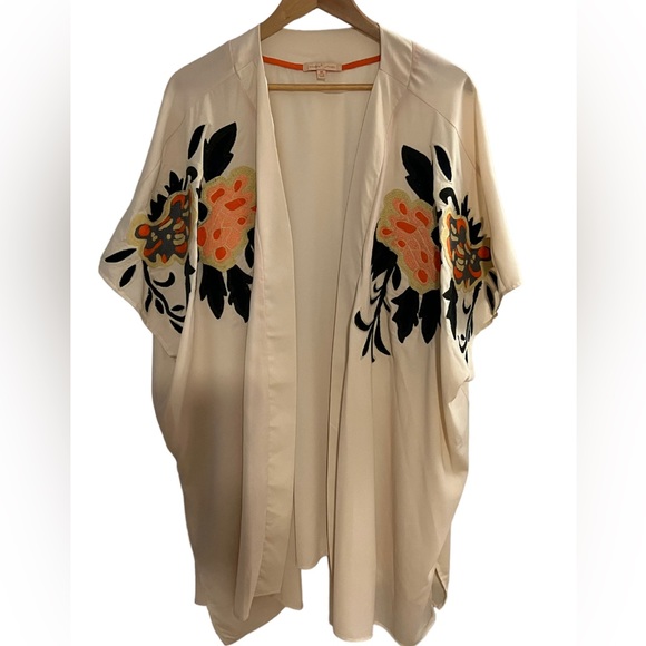Gibson & Latimer Kimono Tropical Bloom Floral Embroidered Cardigan Wrap 1X - Picture 7 of 9